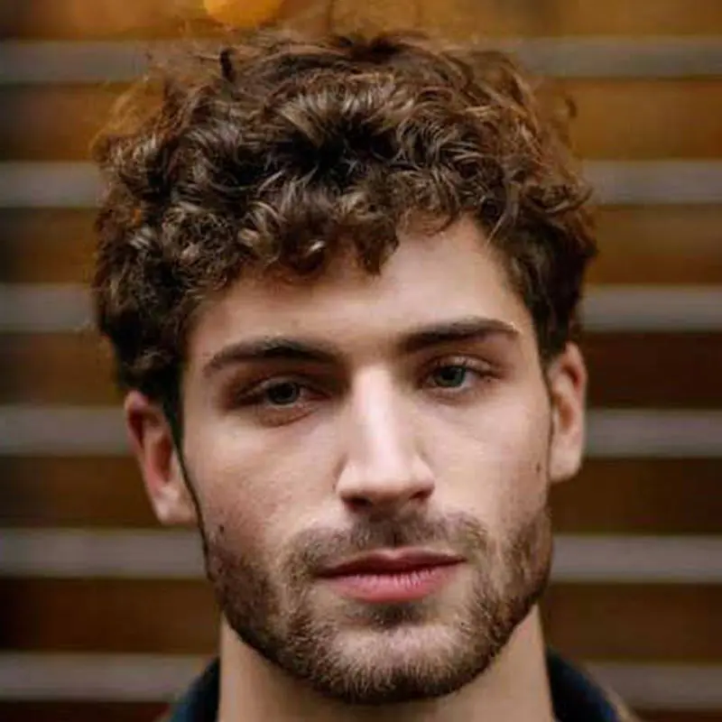 CORTE-DE-PELO-RIZADO-HOMBRE-PALMA-DE-MALLORCA-ULTIMAS-TENDENCIAS-PELUQUERIA-MOURE-18