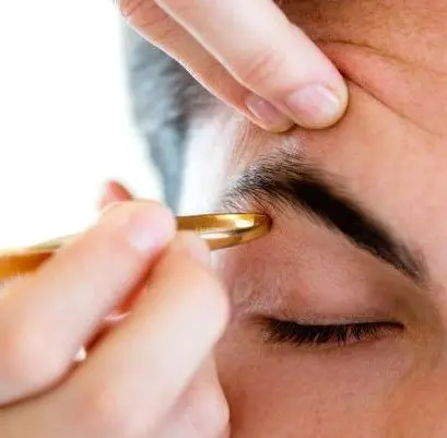 DEPILACION-FACIAL-PELUQUERIA-DE-HOMBRE-BARBERIA-9