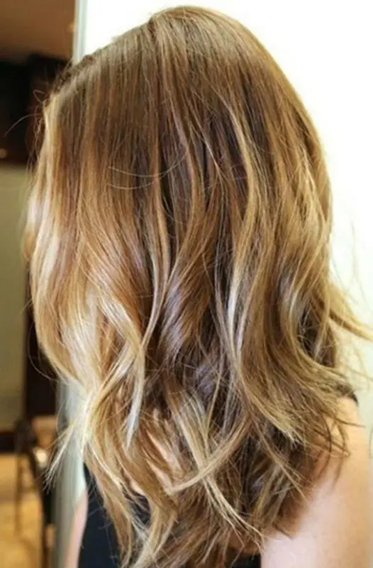 EJEMPLOS-BABY-LIGHTS-REFLEJOS-Y-MECHAS-ULTIMAS-TENDENCIAS-MOURE-4