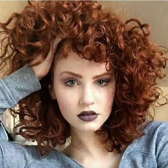 MECHAS-Y-COLORES-ROJIZOS-COBRIZOS-Y-PELIROJO-PELUQUERIA-MOURE-MALLORCA-PELO-RIZADO-5