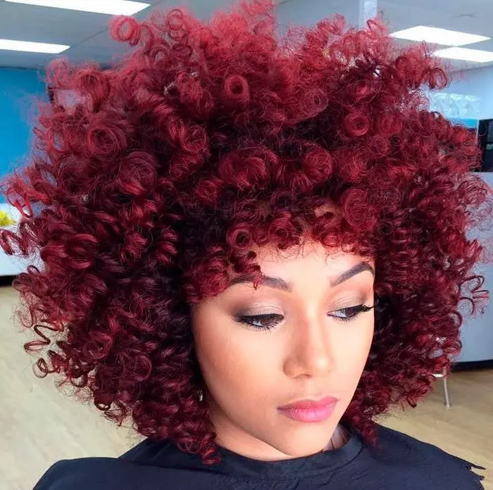 MECHAS-Y-COLORES-ROJIZOS-COBRIZOS-Y-PELIROJO-PELUQUERIA-MOURE-MALLORCA-PELO-RIZADO-6