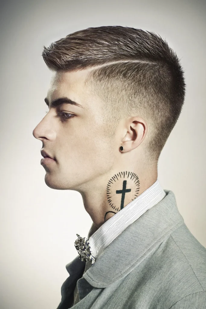 corte-de-pelo-hombre-raya-al-lado-tendencias-6