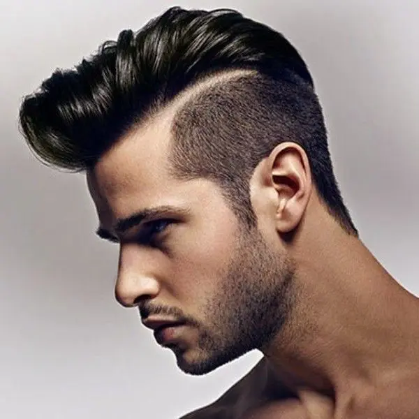 los-mejores-cortes-de-cabello-para-hombre-2015-pelo-corto-tupe-radical-600x600-1