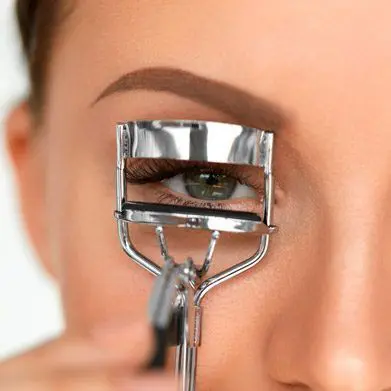 maquillaje-y-mascara-de-pestanas-Moure-6-e1602095154671
