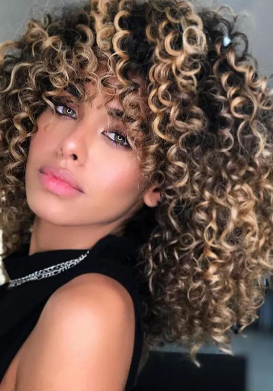 mechas-pelo-castano-gabrielaguardiaa_0f48fb55_1280x1828-4