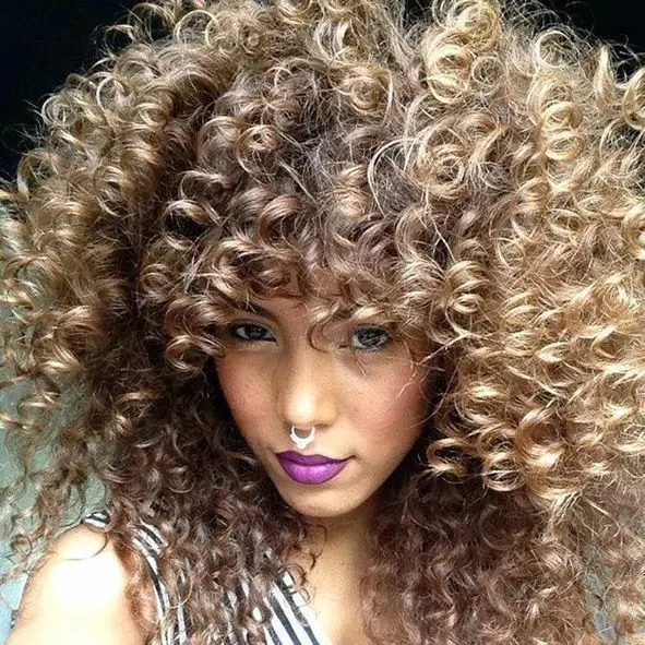 mechas-y-color-pelo-rizado-babylights-2