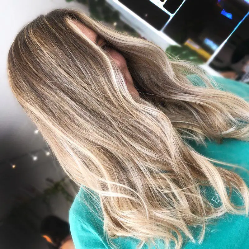 nuevas-californianas-interiores-reflejos-y-mechas-ultimas-tendencias-2