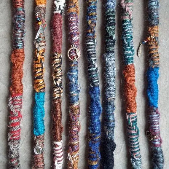 EXTENSIONES-DE-RASTAS-PELUQUERIA-MOURE-MALLORCA-5