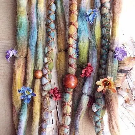 EXTENSIONES-DE-RASTAS-PELUQUERIA-MOURE-MALLORCA-6