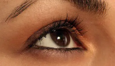 MICROPIGMENTACION-DE-OJOS-Y-PESTANAS-MOURE-ANTES-Y-DESPUES-2