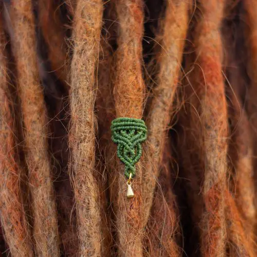 RASTAS-PELUQUERIA-MOURE-MALLORCA-ADORNOS-2