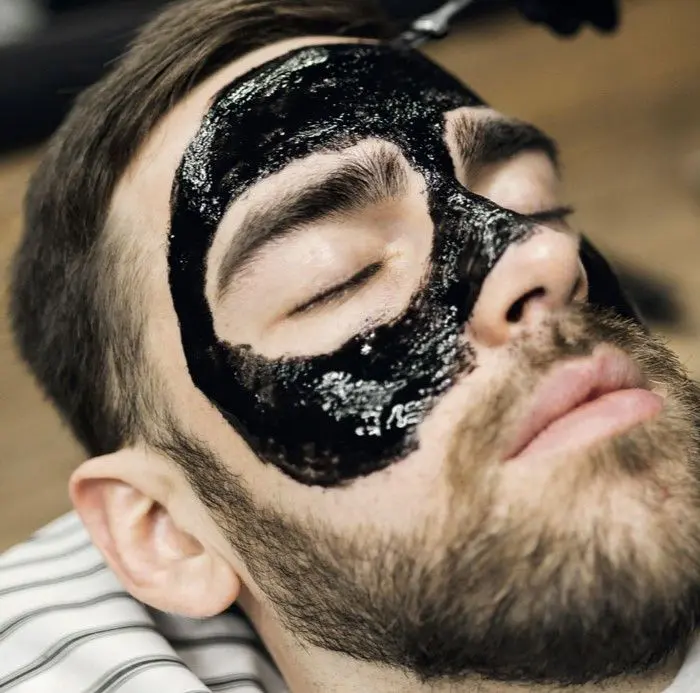 TRATAMIENTO-FACIAL-PELUQUERIA-HOMBRE-BARBERIA-PALMA-DE-MALLORCA-MOURE-5
