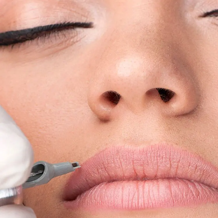 classter-micropigmentacion-de-labios